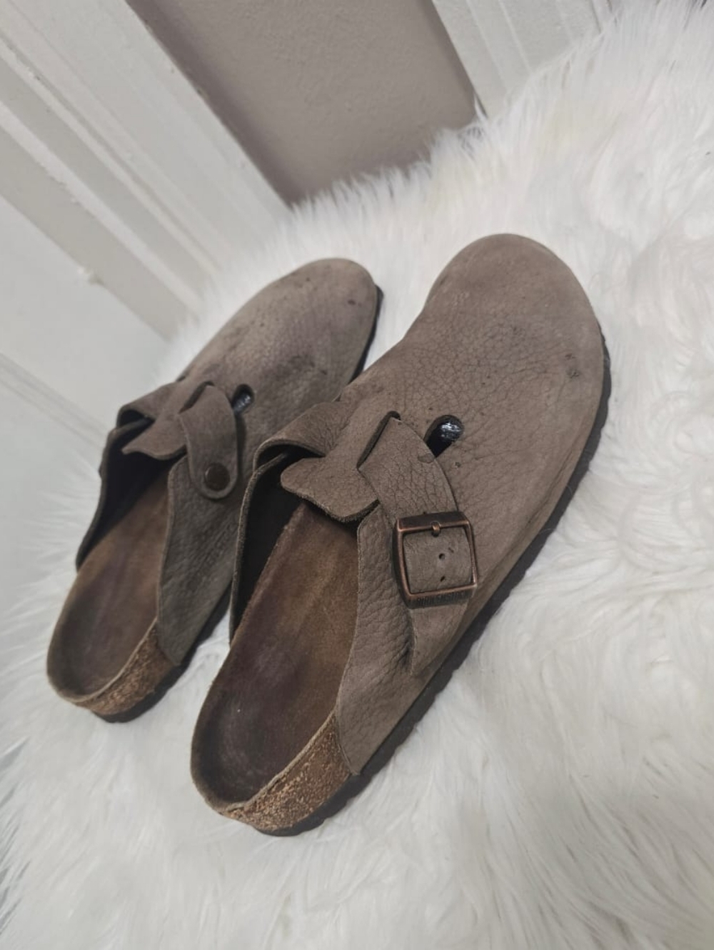 Birkenstock Boston Brown Pebbled Leather Clogs Unisex Size: L-11 M-9
